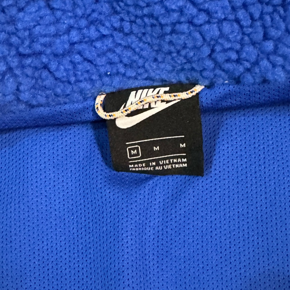 Nike Blue and Cream Fleece Vest - Picture 7 of 12